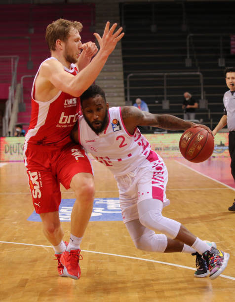 在现代足球 在现代足球